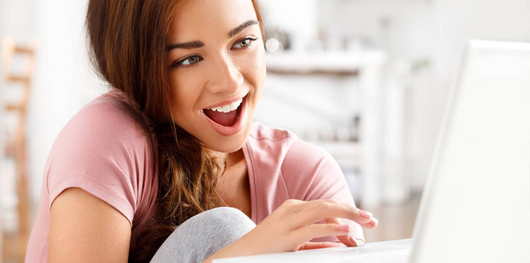 Флирт в интернете - причина 20% разводов