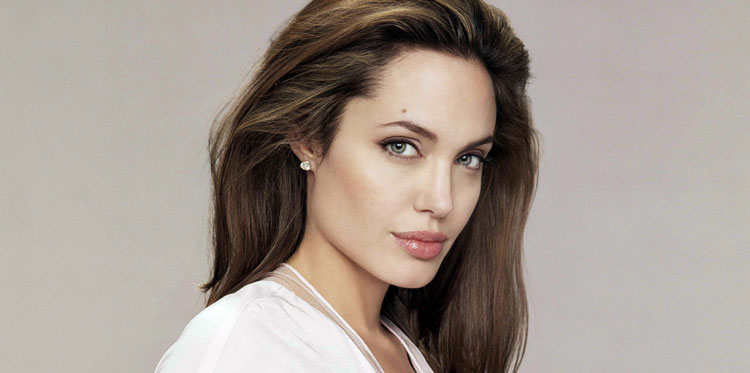 Анжелина Джоли 