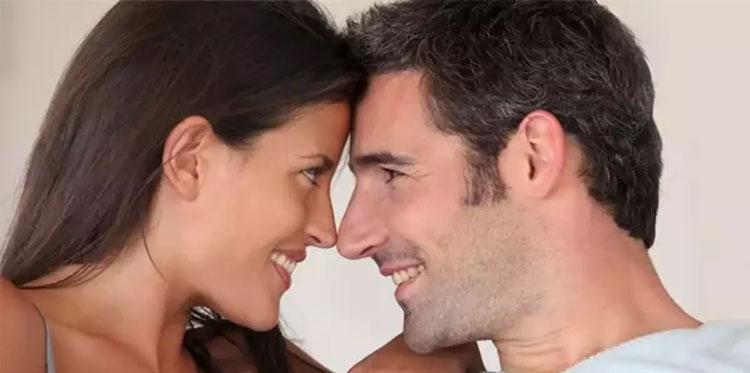 Мужчины выбирают себе женщин по голосу