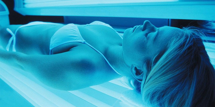 За меланому ответственен солярий!