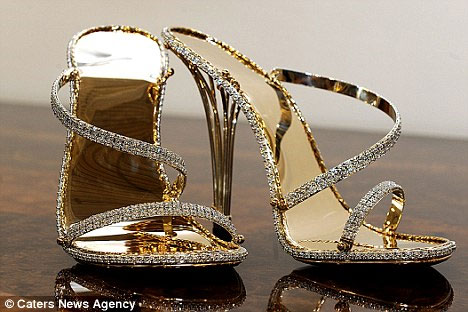Созданы самые дорогие туфли в мире