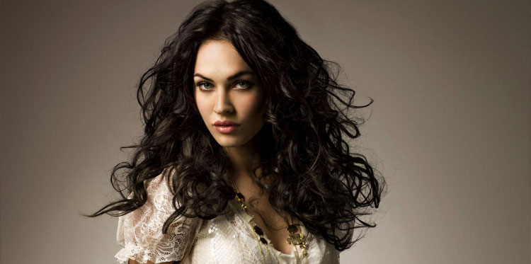 Меган Фокс доказала, что ее губы – настоящие