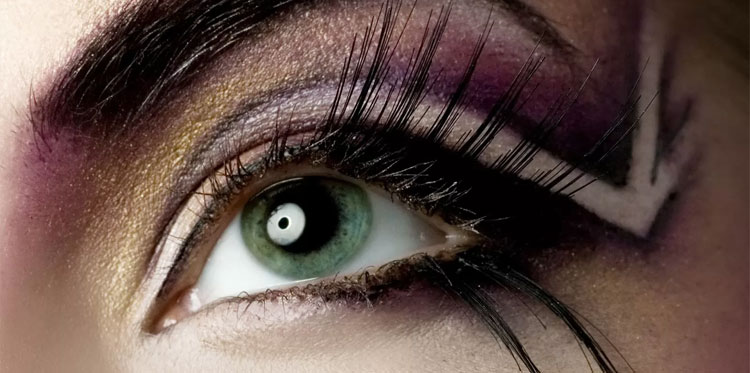 Вредит ли здоровью наращивание ресниц?