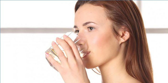 Пейте воду и худейте!