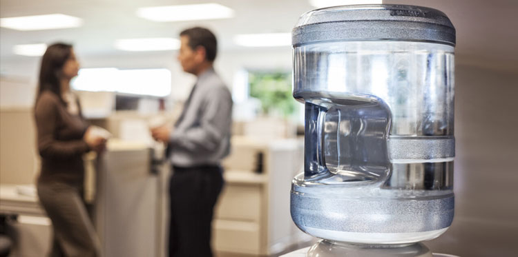 Важность воды в офисе для здоровья и безопасности