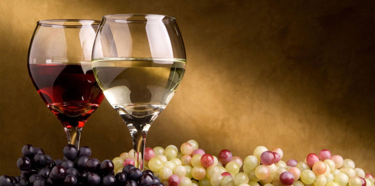 Немного вина спасет от депрессии