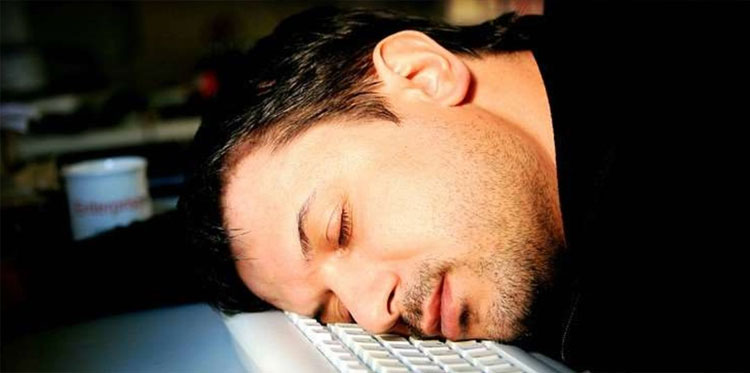 Люди спящие менее 6 часов в сутки чаще простужаются