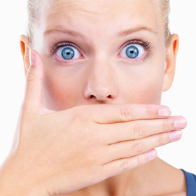 Неприятный запах изо рта. Как определить свежесть своего дыхания