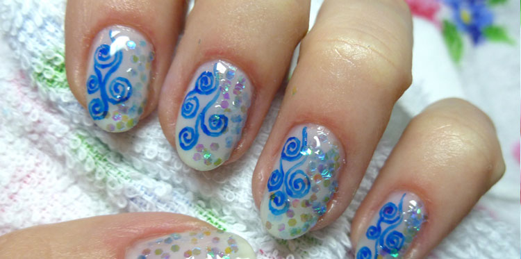 Новогодний маникюр «Вьюга»