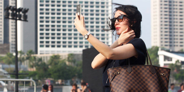 Влияют ли селфи на отношения с мужчиной?