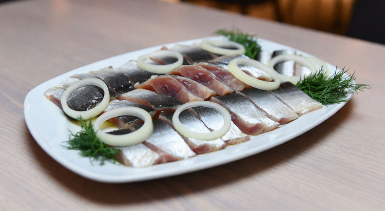 Салаты с сельдью