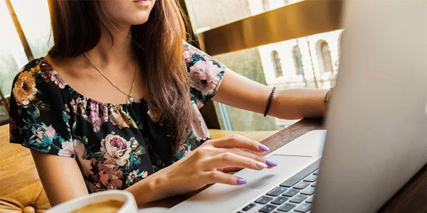 Удаленная работа на дому: кем можно работать в интернете и как начать