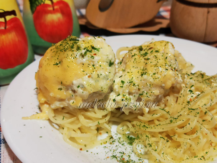 Куриные шарики в сливочном соусе