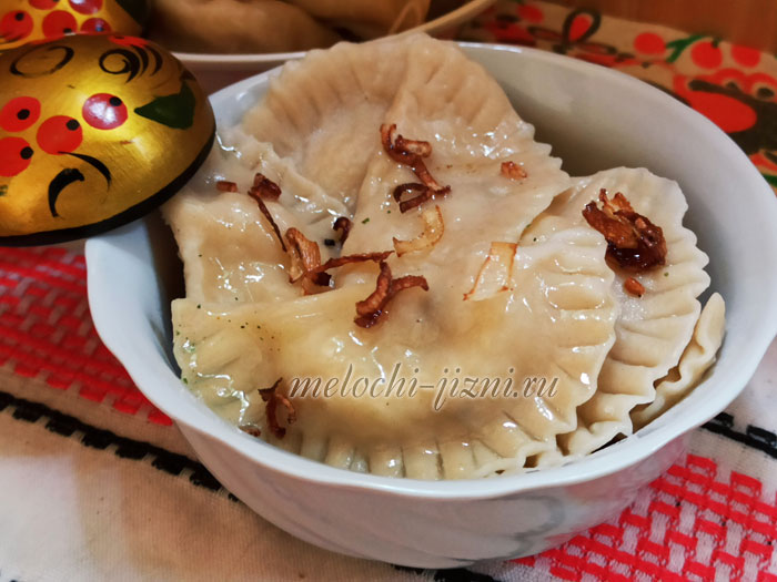 Вареники с картошкой и салом