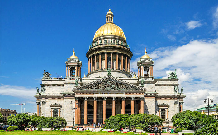 Круиз в Санкт-Петербург: путешествие в город-музей