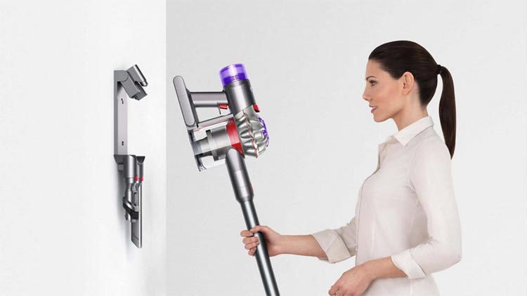 Преимущества беспроводного пылесоса Dyson V8 Tactical