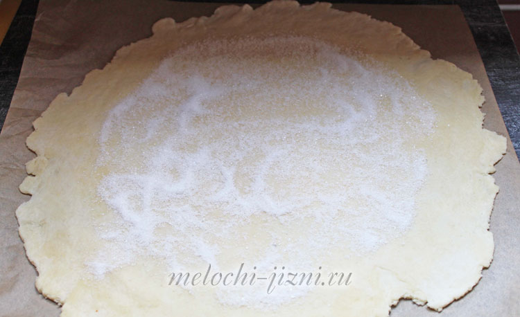 как раскатать основу для галеты с сахаром и крахмалом