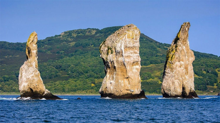 Скалы Три Брата