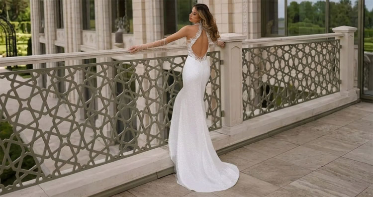 Свадебное платье цвета слоновой кости