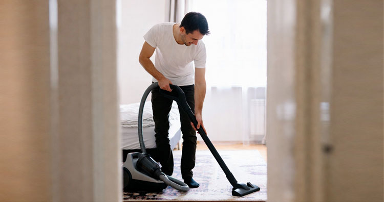 Проверить потенциального любовника с помощью... пылесоса