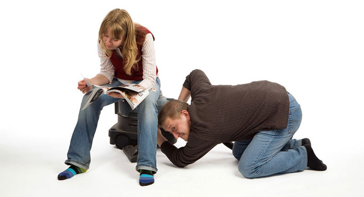 Проверить потенциального любовника с помощью... пылесоса